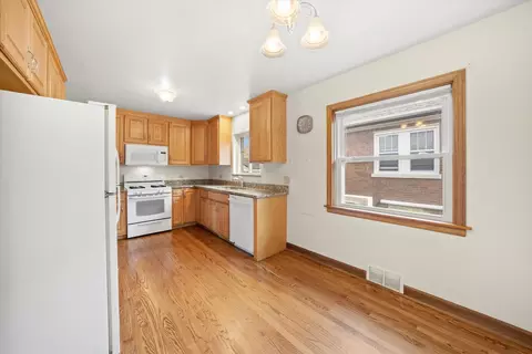 400 Addison Rd, Riverside, IL 60546 photo 19