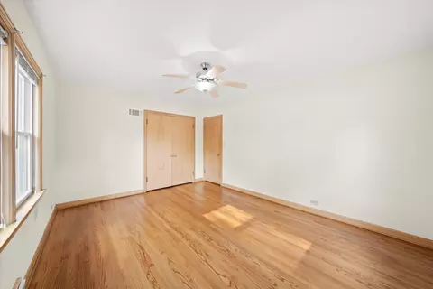 400 Addison Rd, Riverside, IL 60546 photo 10