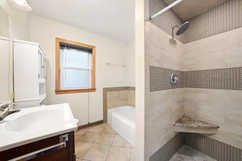 400 Addison Rd, Riverside, IL 60546 photo 16