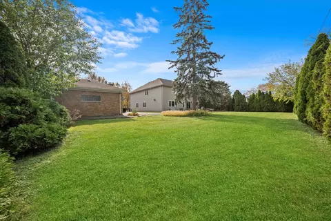 400 Addison Rd, Riverside, IL 60546 photo 37