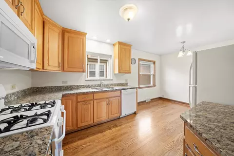 400 Addison Rd, Riverside, IL 60546 photo 22