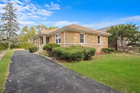 400 Addison Rd, Riverside, IL 60546 photo 4