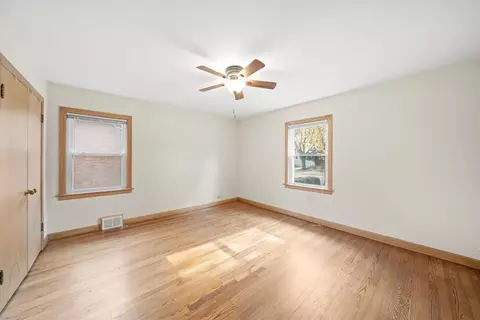 400 Addison Rd, Riverside, IL 60546 photo 12
