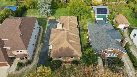 400 Addison Rd, Riverside, IL 60546 photo 42