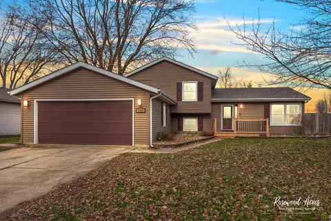 165 Anita Dr, Bourbonnais, IL 60914