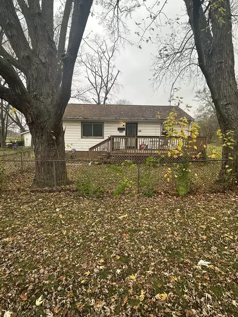 3141 17th St, Rockford, IL 61109