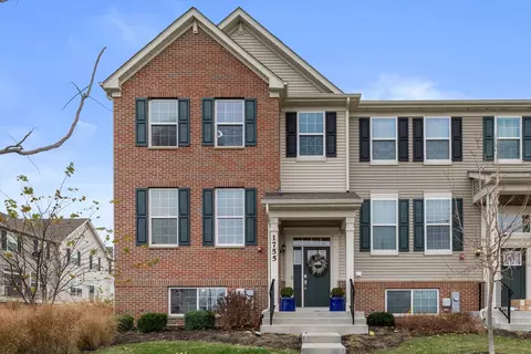 1755 Carlstedt Dr, Batavia, IL 60510