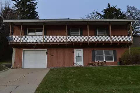 404 E Knox St, Morrison, IL 61270