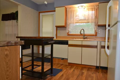 404 E Knox St, Morrison, IL 61270 photo 10
