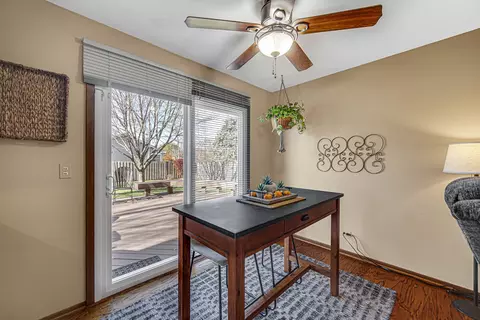 Dining - 1035 Fox Run Ln, Algonquin, IL 60102 photo 2 of 2