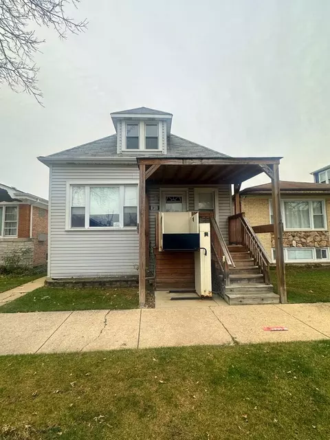 2832 N Moody Ave, Chicago, IL 60634
