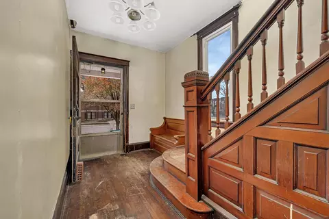 231 Casseday Ave, Joliet, IL 60432 photo 4