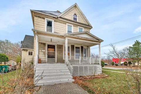 231 Casseday Ave, Joliet, IL 60432 photo 2