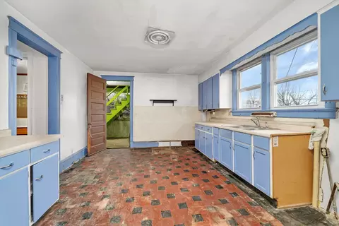 231 Casseday Ave, Joliet, IL 60432 photo 9