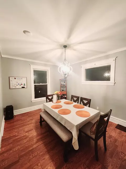 Dining - 612 Lafayette St, Aurora, IL 60505 photo 1 of 2