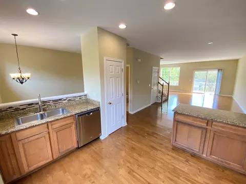 749 Station Blvd, Aurora, IL 60504 photo 6