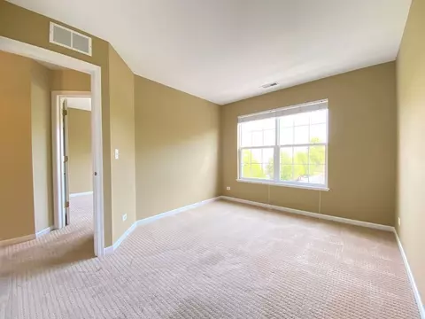749 Station Blvd, Aurora, IL 60504 photo 25