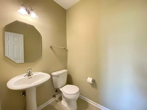 749 Station Blvd, Aurora, IL 60504 photo 10