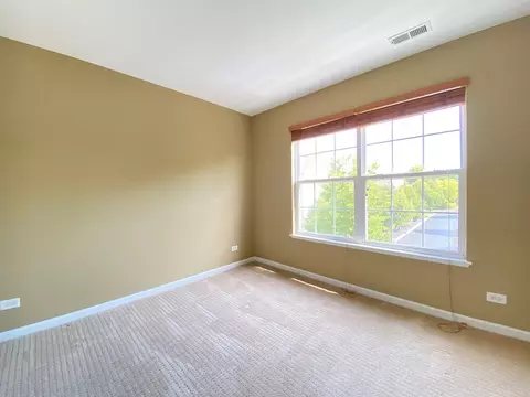 749 Station Blvd, Aurora, IL 60504 photo 27
