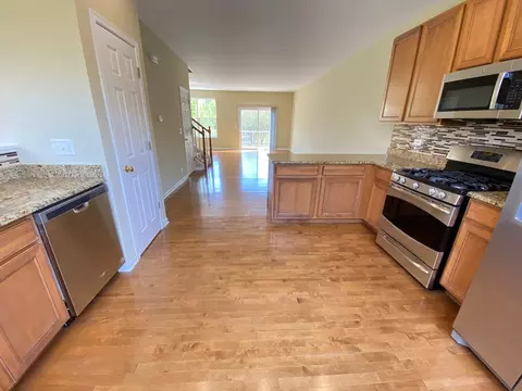 749 Station Blvd, Aurora, IL 60504 photo 7