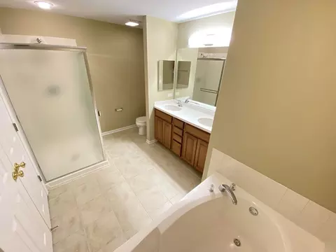 749 Station Blvd, Aurora, IL 60504 photo 24