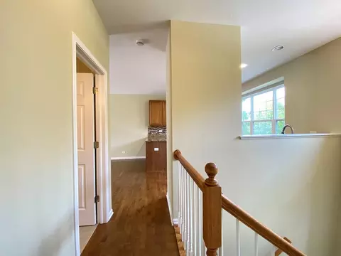 749 Station Blvd, Aurora, IL 60504 photo 3