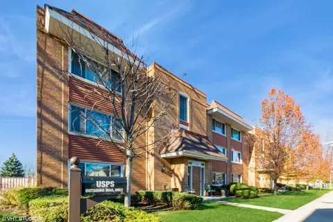3909 W 123rd St #102A, Alsip, IL 60803