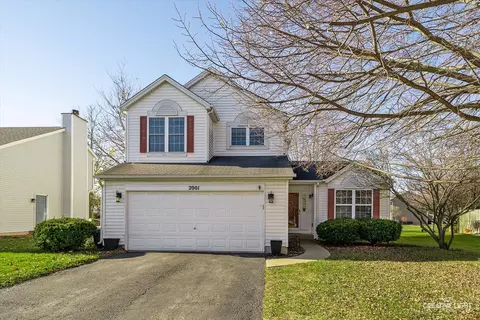 2001 Westmore Grove Dr, Plainfield, IL 60586
