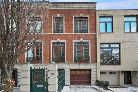 63 W Schiller St, Chicago, IL 60610