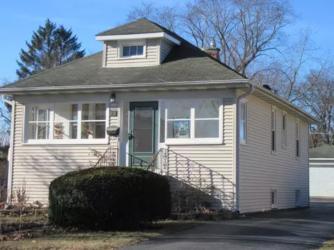 450 S Oakland Ave, Villa Park, IL 60181