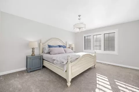 Bedroom - 1300 S Ridge Rd, Willowbrook, IL 60527 photo 5 of 6