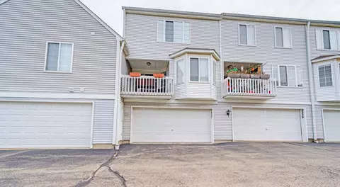 2257 Dawson Ln, Algonquin, IL 60102 photo 2