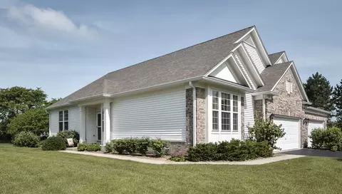 Exterior - 4 Tiverton Ct, Algonquin, IL 60102 photo 2 of 8