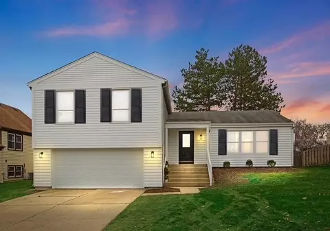 740 Kingsbridge Way, Buffalo Grove, IL 60089