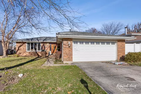 11016 Kimberly Trl, Mokena, IL 60448