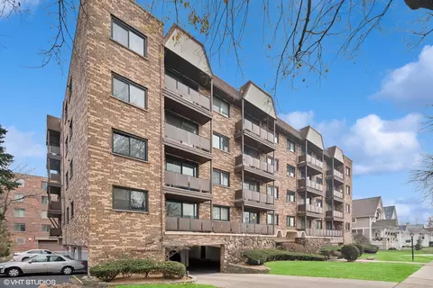 121 S Vail Ave #407, Arlington Heights, IL 60005