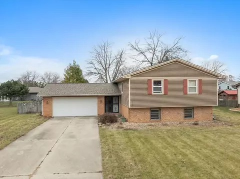 305 N Bone Dr, Normal, IL 61761