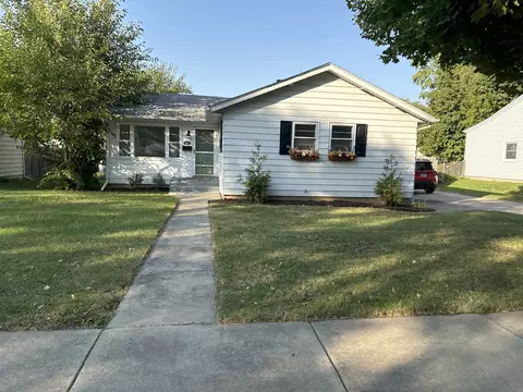 3304 Constance Dr, Rockford, IL 61108