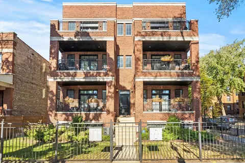 1204 W Cornelia Ave #3E, Chicago, IL 60657