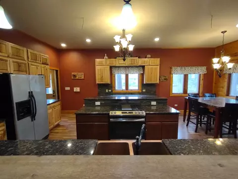 Kitchen - 16456 S Lily Cache Rd, Plainfield, IL 60586 photo 1 of 6