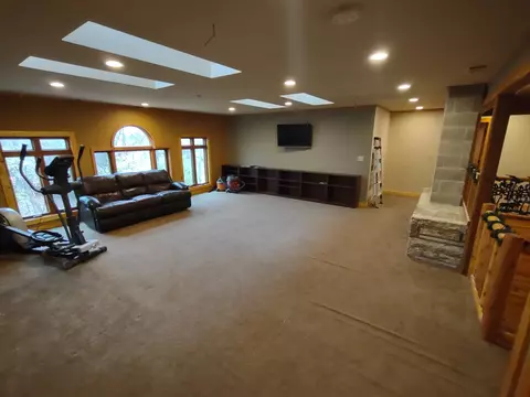 Living - 16456 S Lily Cache Rd, Plainfield, IL 60586 photo 9 of 10