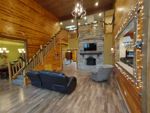 Living - 16456 S Lily Cache Rd, Plainfield, IL 60586 photo 2 of 10