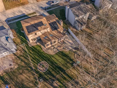 View/Area - 1305 Clover Ln, Normal, IL 61761 photo 2 of 4