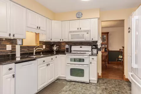 Kitchen - 1305 Clover Ln, Normal, IL 61761 photo 4 of 5