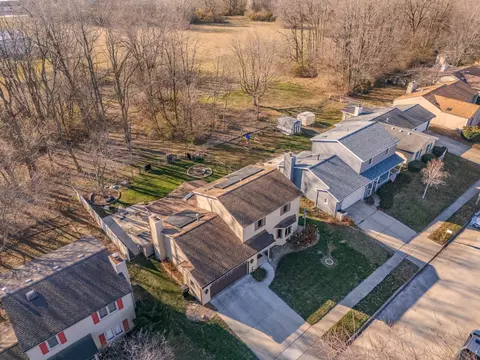 View/Area - 1305 Clover Ln, Normal, IL 61761 photo 1 of 4