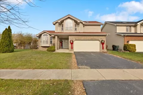 4142 Lakeview Dr, Country Club Hills, IL 60478