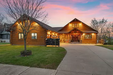 480 S Division St, Braidwood, IL 60408