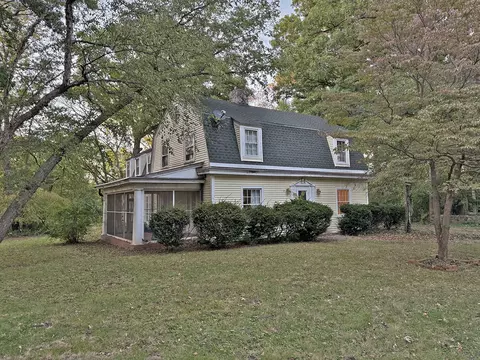 110 W Bluff St, Streator, IL 61364