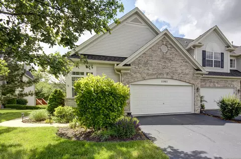 11961 Winterberry Ln, Plainfield, IL 60585 photo 2