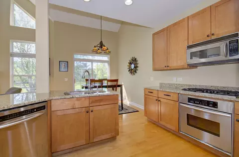 11961 Winterberry Ln, Plainfield, IL 60585 photo 9